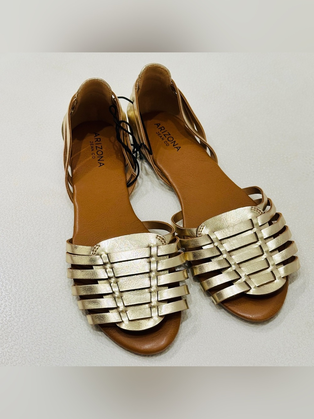 🔥Arizona Jean Company Women's Gold Woven Open-Toe Sandals🌻 - Picture 4 of 8